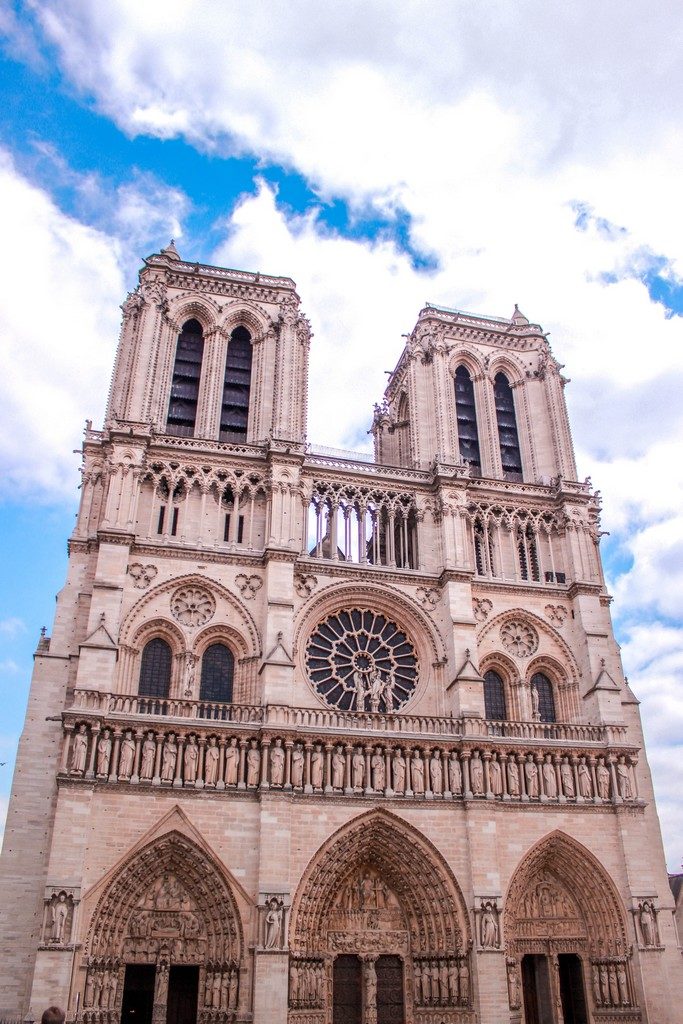 Katedral Notre Dame de Paris (Foto: Hannah Reding/Unsplash)