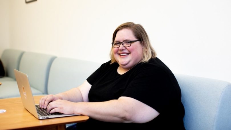 Gemuk (Allgo- An app for plus size people @ Unplash)