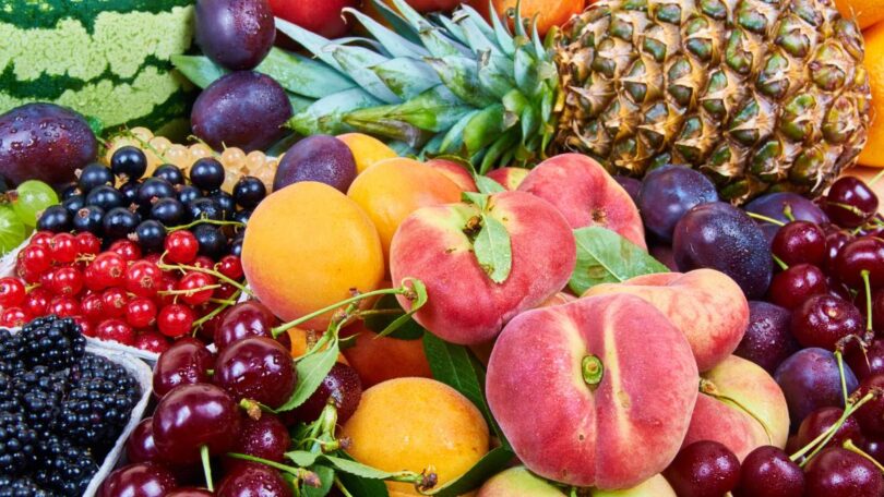 Buah-buahan (Getty Images via Canva Pro)