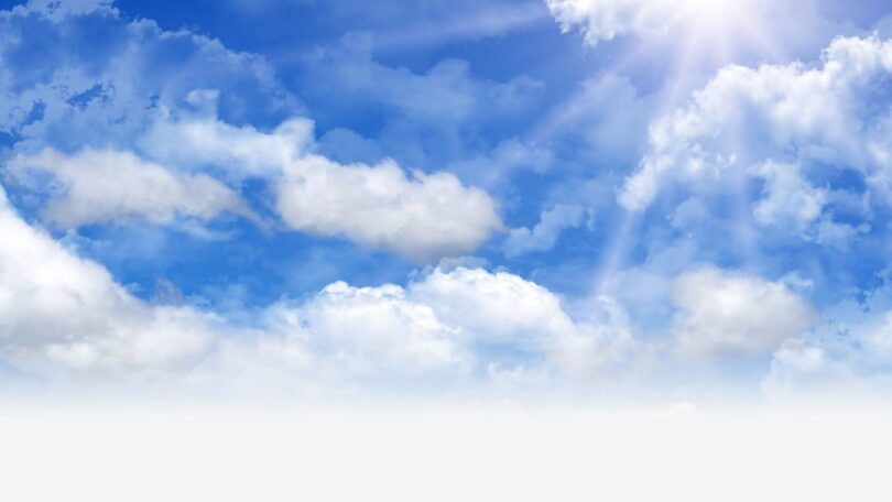 Cahaya matahari menembus awan @Pixabay