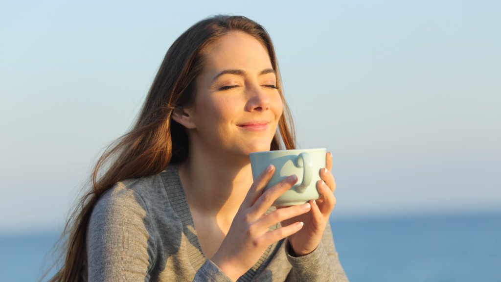 Minum kopi @Canva Pro