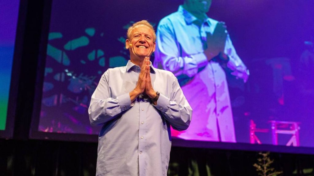Dawson Church, penulis dan peneliti terkenal dalam penyembuhan pikiran-tubuh