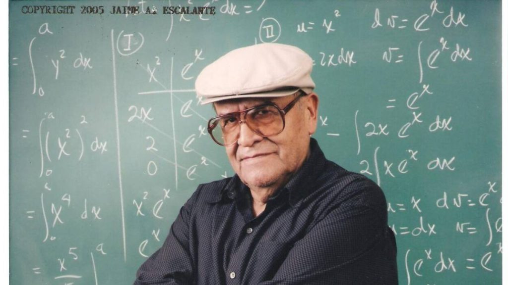 Jaime Escalante. (Public Domain)