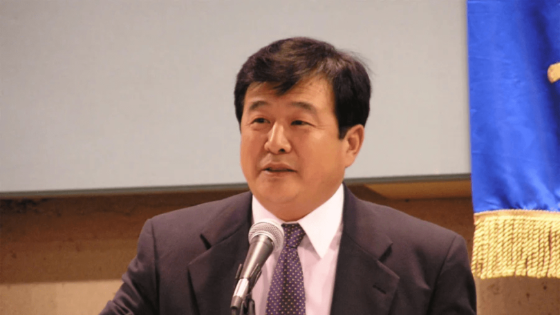Tn. Li Hongzhi, pendiri disiplin spiritual Falun Gong, yang juga dikenal sebagai Falun Dafa, berbicara di sebuah konferensi di Los Angeles dalam foto arsip