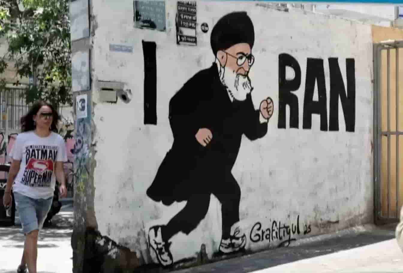 Pemimpin Iran Berencana Kabur Ke Moskow Jika Protes Meningkat