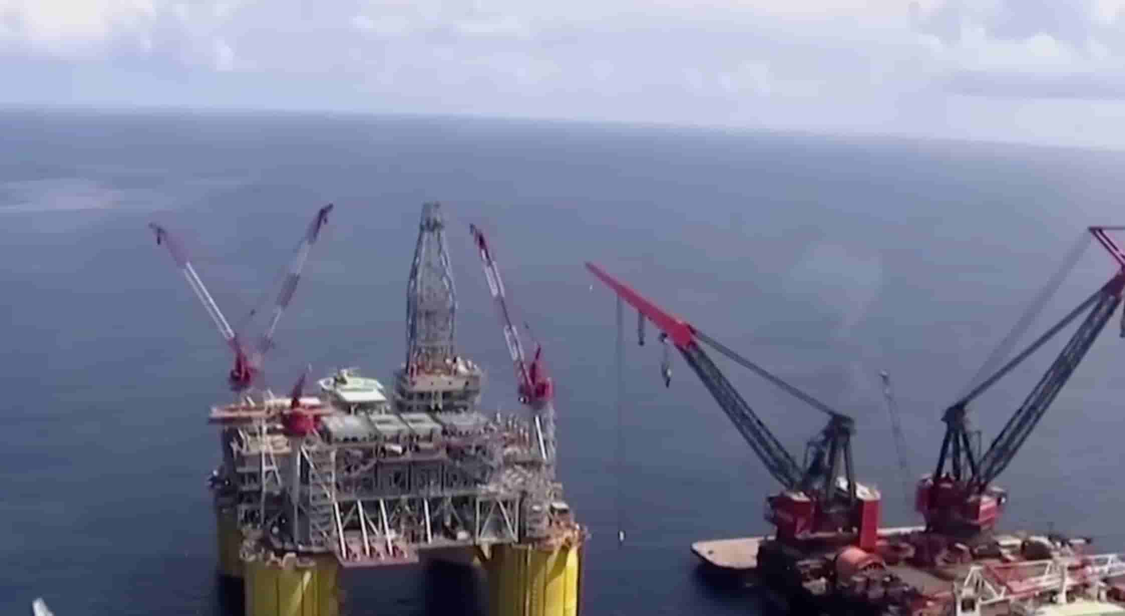 China Gunakan ‘Armada Bayangan’ Hindari Sanksi Minyak: Laporan
